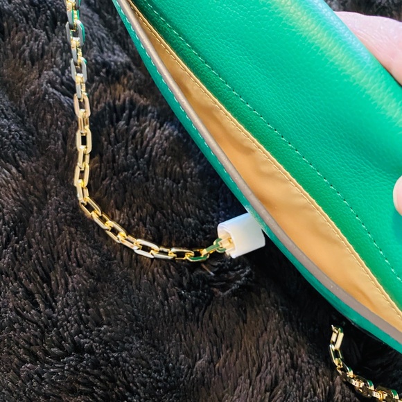 Henri Bendel shoulder /clutch